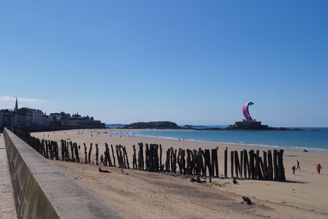 Saint Malo, L'Amiral, Vue Mer Appartement Buitenkant foto